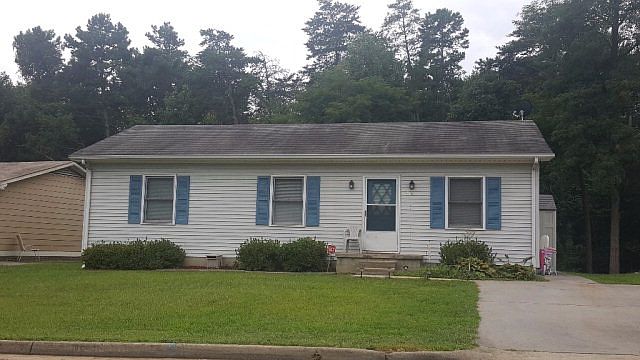 1st image of 918 Independence Dr