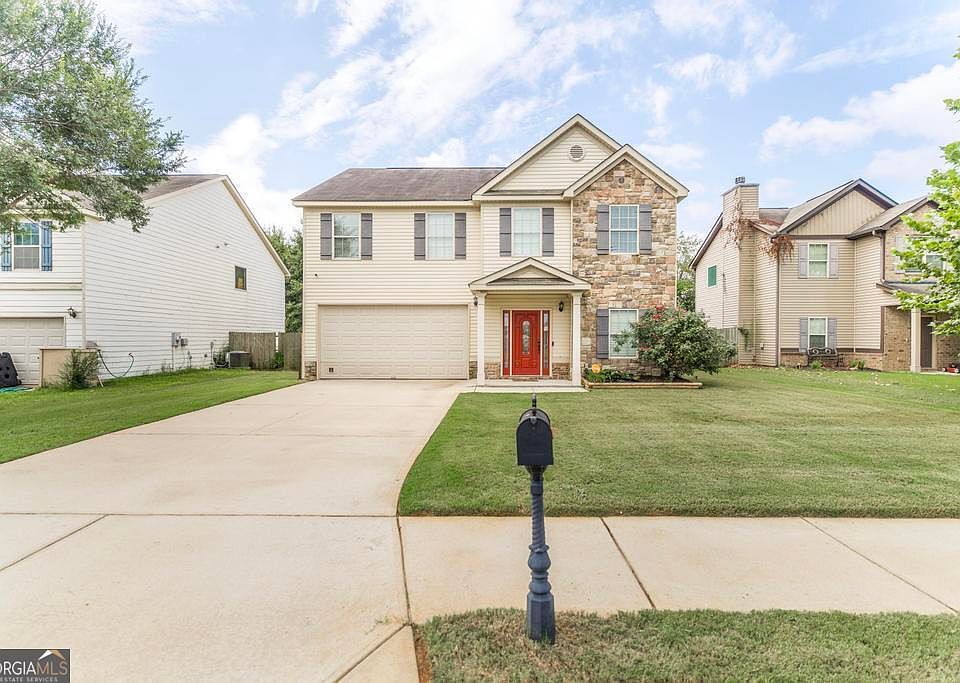 1st image of 204 Amelia Dr
