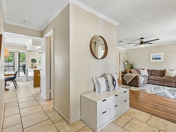 5th image of 1214 Eaton Ln