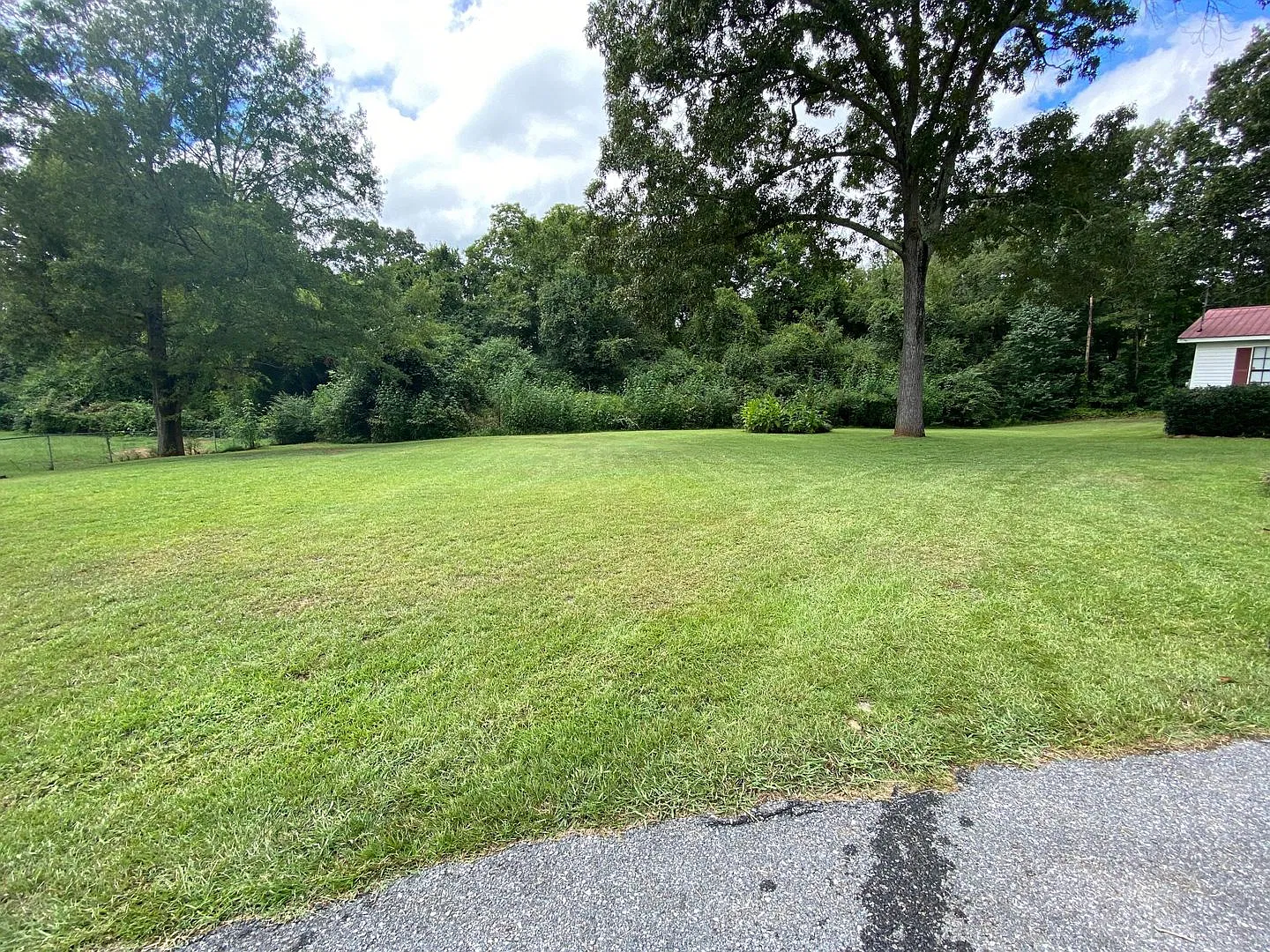 223 Hickory Lane — Photo 4