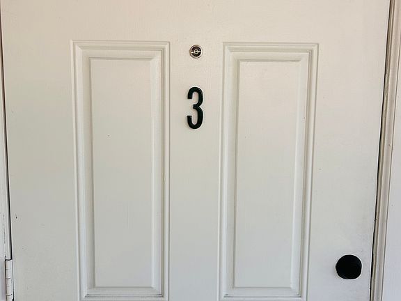 2nd image of 1012 W Las Olas Blvd #3