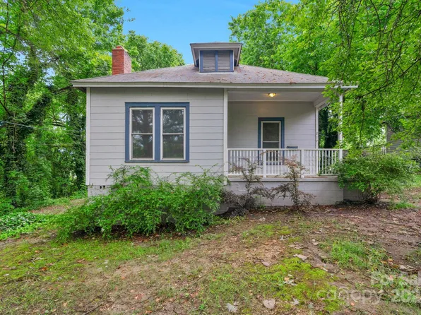 217 Piedmont Ave, Mount Holly, NC 28120