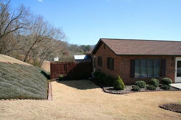 3rd image of 2160 Mocassin St