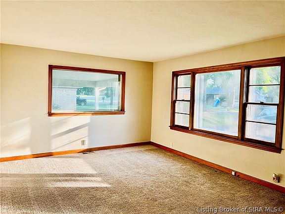 5th image of 227 Forest Drive