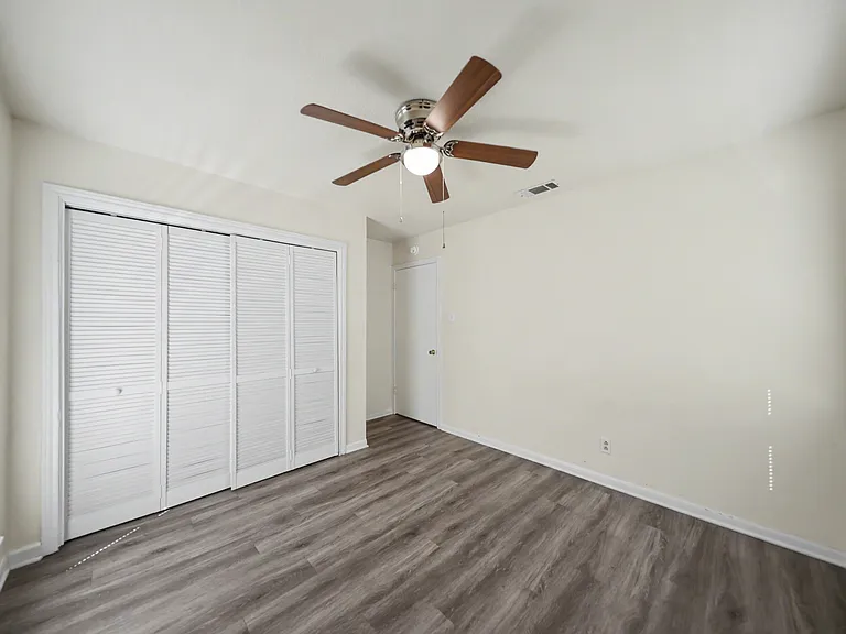 2902 Lawndale St — Photo 11