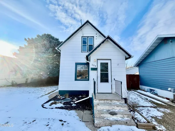 308 S 11th St, Bismarck, ND 58504