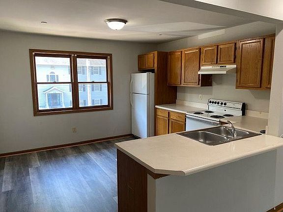 2nd image of 355 College Ave #2A