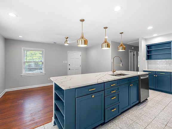 4th image of 4926 Marianne Ln