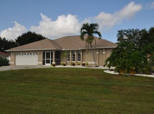 1714 SW 10th Pl, Cape Coral, FL 33991