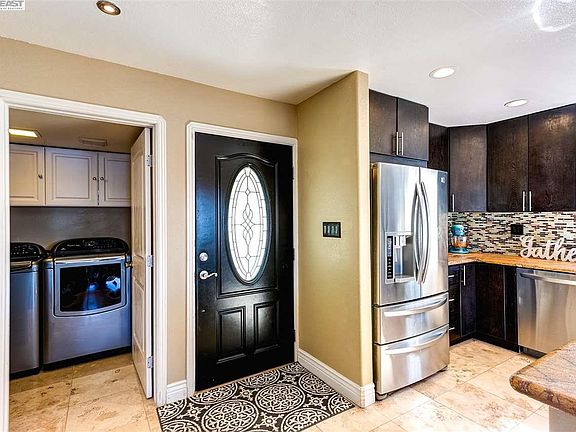 4th image of 1442 Marlin Pl