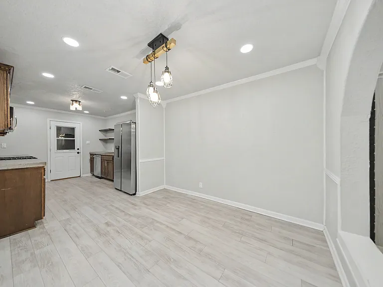 4106 Ermine Trl — Photo 5