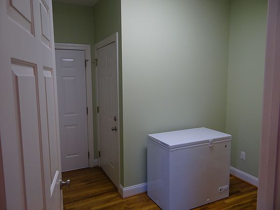4th image of 4194 Blueberry Dr