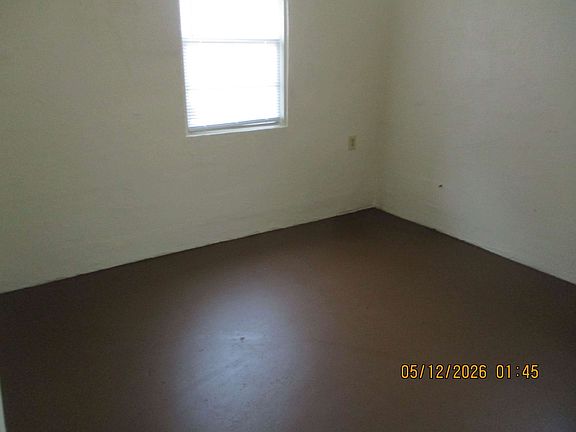 5th image of 1510 E Tift Ave