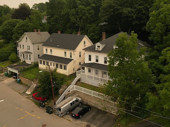2nd image of 1-1 Three Oak St