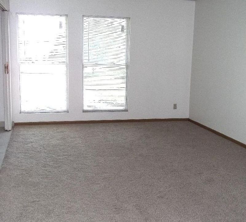 1st image of 620 S 4th St Unit 303