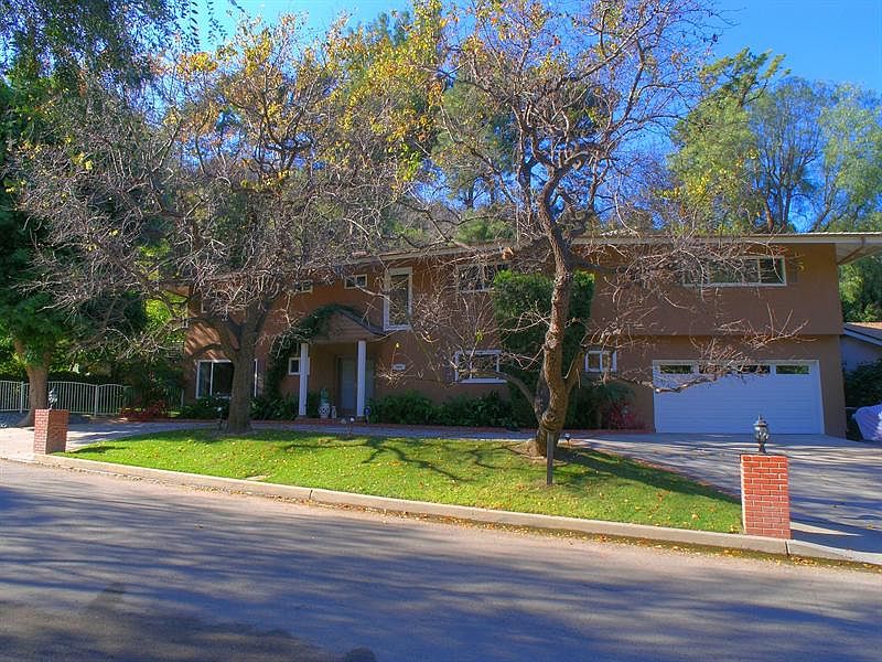 1st image of 3805 Benedict Canyon Ln