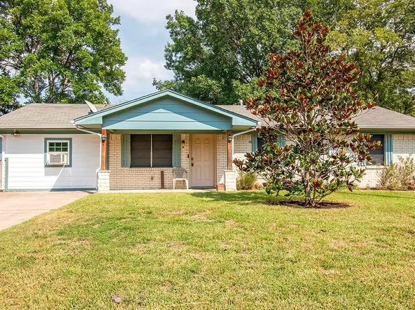 605 S Wilson St, Kaufman, TX 75142