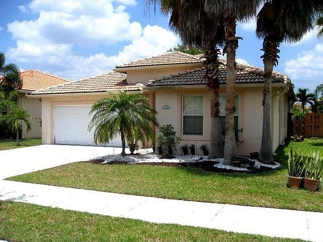 For Sale: 404 Royal Cove Way, Davie, Florida 33325