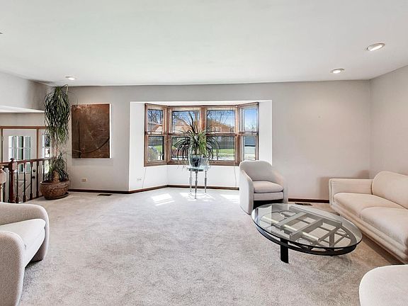 4th image of 507 Ridgewood Ln