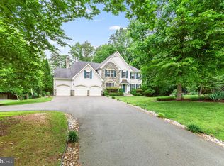 6711 Hunters Ridge Rd, Manassas, VA 20112