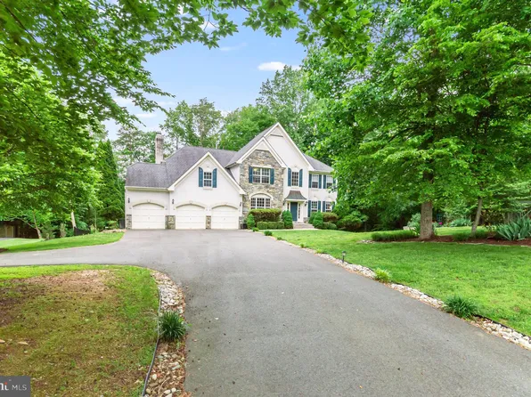 6711 Hunters Ridge Rd, Manassas, VA 20112