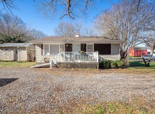 121 Goodlet Cir, Spartanburg, SC 29301