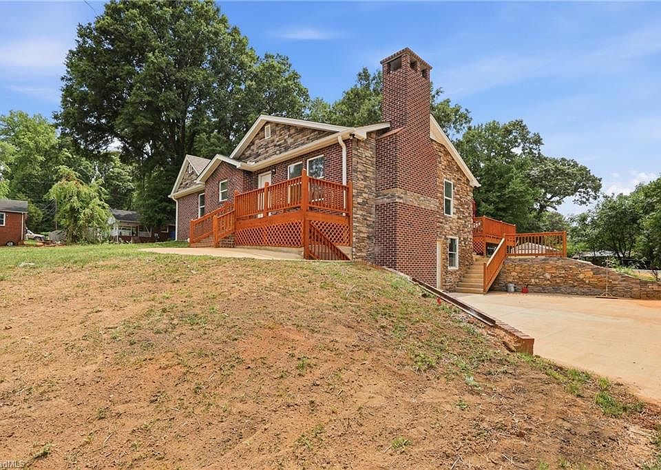 1st image of 235 Quail Dr