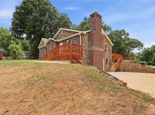 235 Quail Dr, Winston Salem, NC 27105