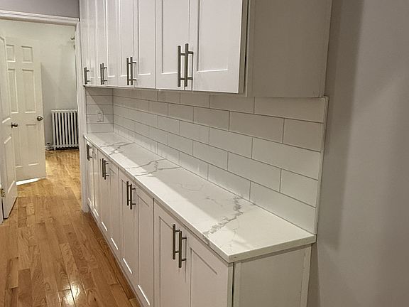 5th image of 641 E 4th St Floor 1