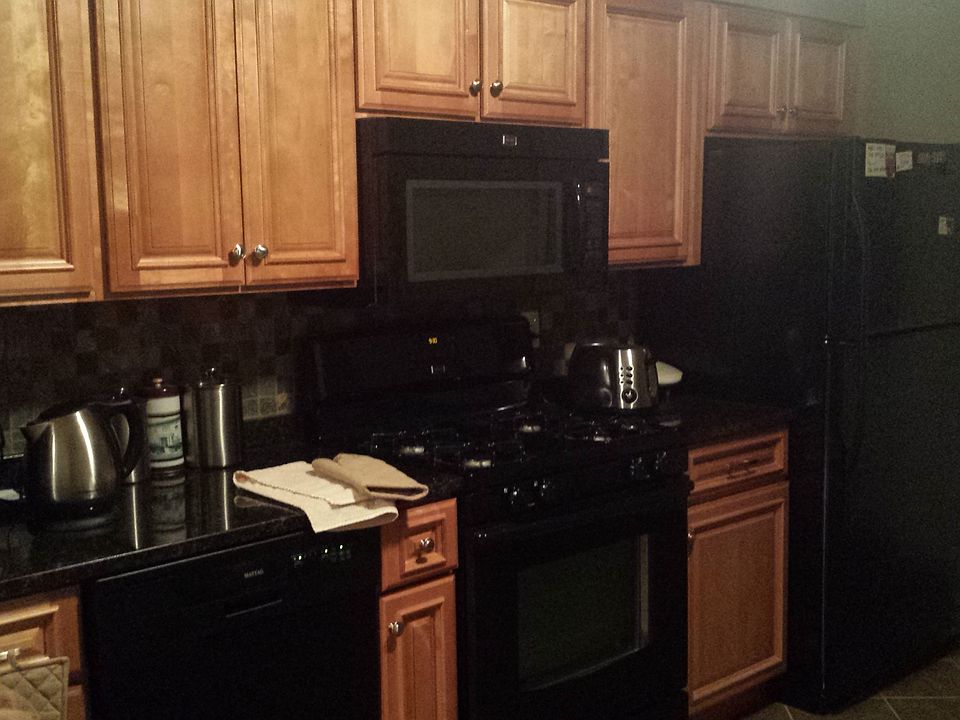 1st image of 77 Rosewood Dr