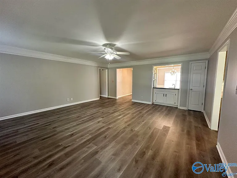 7520 Clubfield Dr SW — Photo 8
