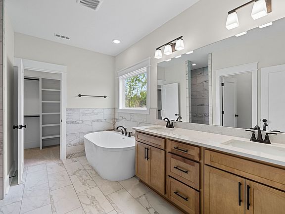 3rd image of 2046 Grace Johns Cir
