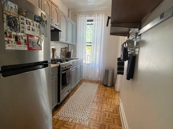 177 4th Avenue image 1 of 1