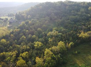 948 S Rocky Hill Rd, Galena, IL 61036