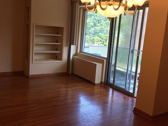 5th image of 8515 Main St APT 3I