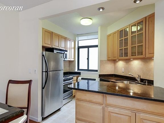 3rd image of 303 E 43rd St APT 18C