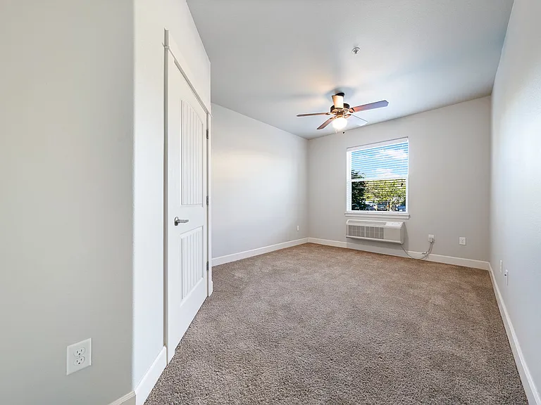 Webster Ridge Apartments — Photo 5
