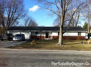 1126 Glenway Dr, Glenarm, IL 62536