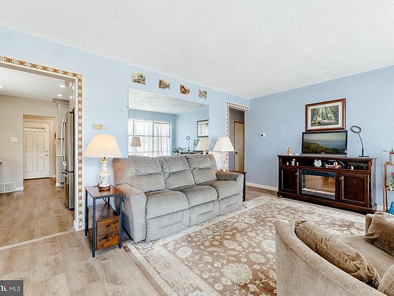 5th image of 3118 Welsh Rd