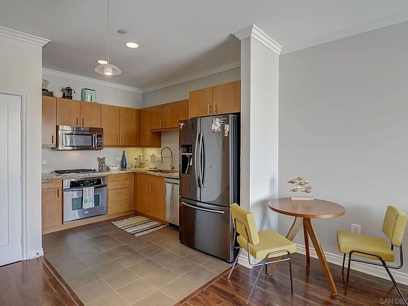 4th image of 875 G St Unit 806