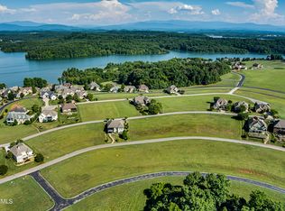 265 Hummingbird Dr, Vonore, TN 37885