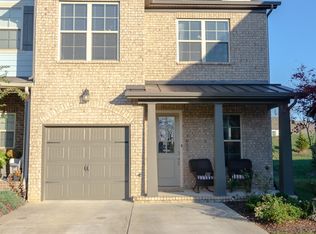 1657 Hampshire Pl, Thompsons Station, TN 37179