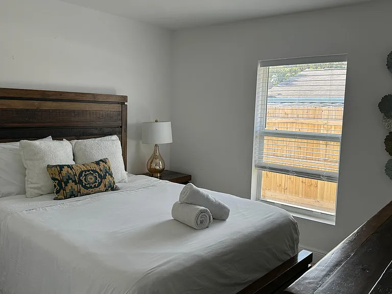 100 3rd St #1 — Photo 18