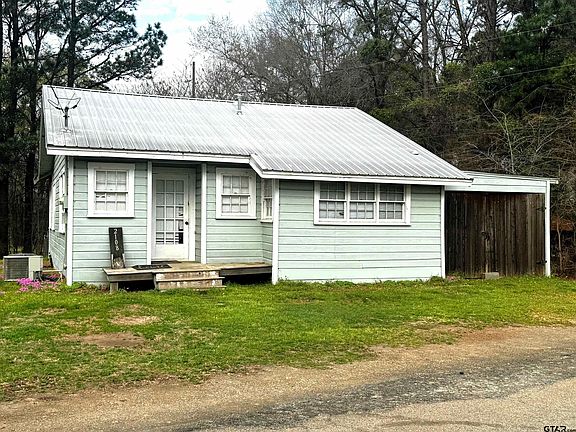 2nd image of 2108 County Road 4110