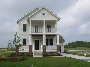 214 Taylorwood Dr, Beaufort, NC 28557