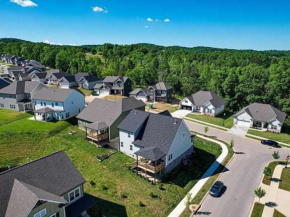 2nd image of 10387 Magnolia Farm Dr