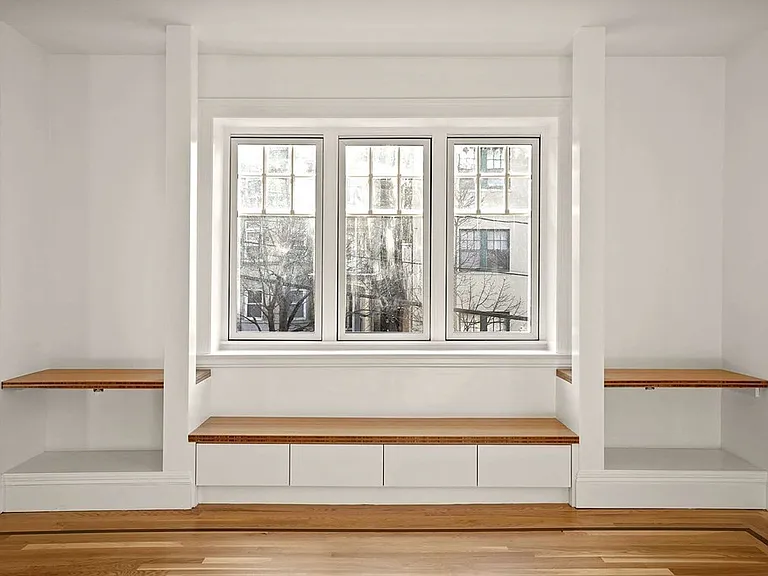 165 Winthrop Rd #D — Photo 10