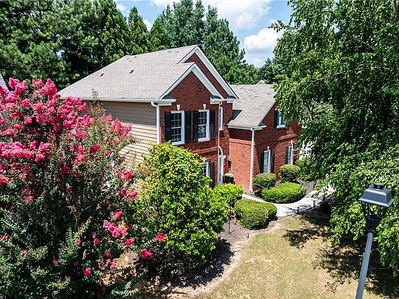 4th image of 1928 Barrett Knoll Cir NW