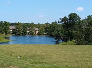 22 Rio Grande Cir APT 5, Florence, KY 41042