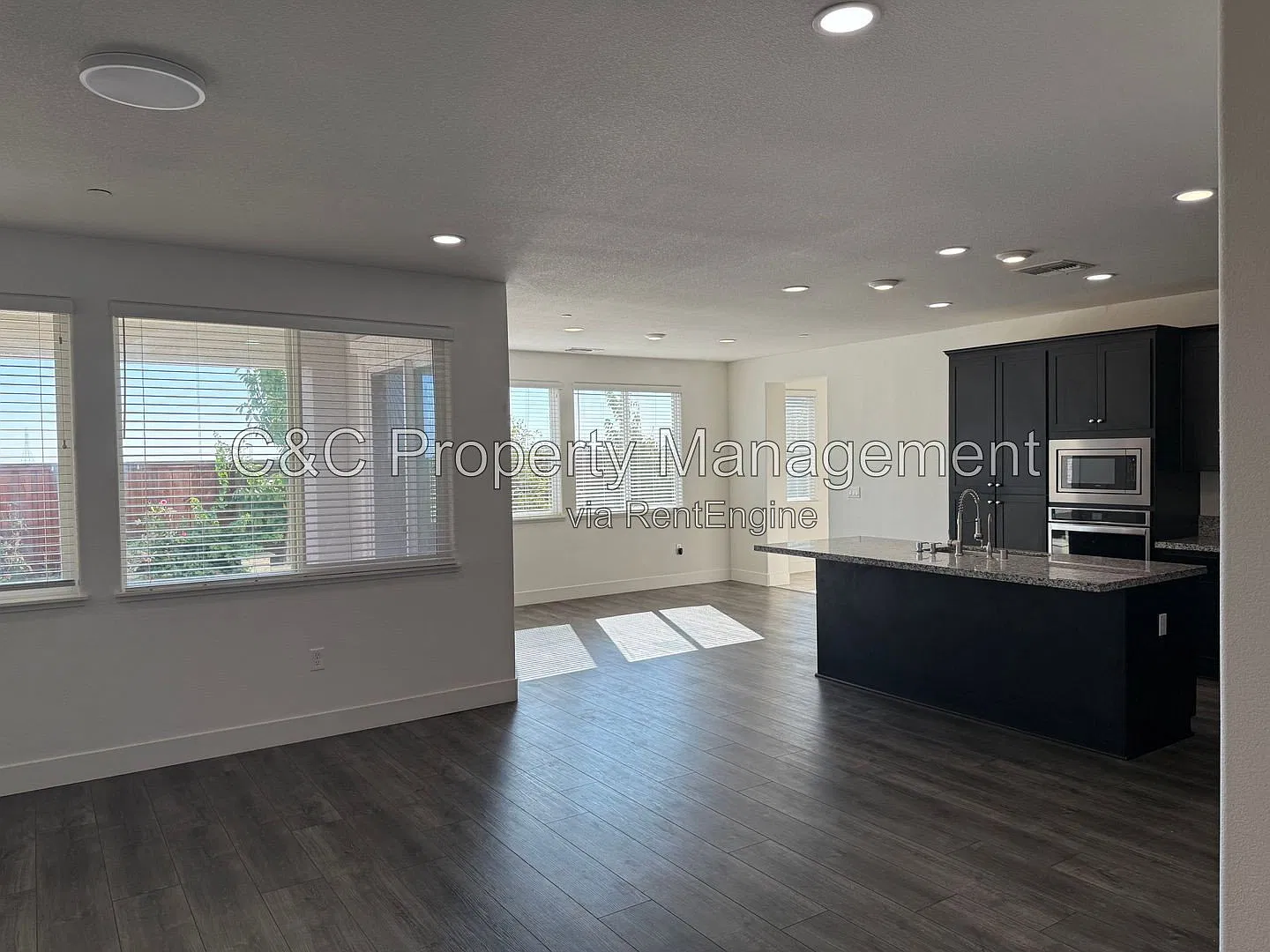 4 bed, 3.0 bath, 2150 sqft, $3,200 — Photo 3